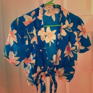 Hawaiian Tie Up Crop Top